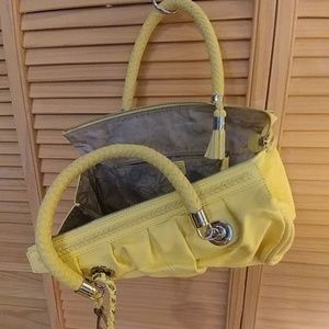 Yellow bebe hobo